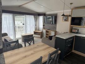 Burnham-on-Sea Holiday Park - Holiday Accommodation 22275 - Devon - 1188605 - thumbnail photo 2