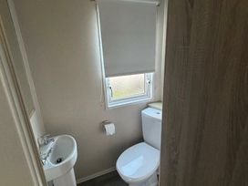 Presthaven Beach Resort - Holiday Accommodation 22279 - North Wales - 1188607 - thumbnail photo 2