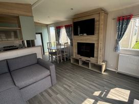 Presthaven Beach Resort - Holiday Accommodation 22279 - North Wales - 1188607 - thumbnail photo 7