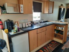 Riverside Caravan Centre - Holiday Accommodation 22280 - Kent & Sussex - 1188608 - thumbnail photo 2