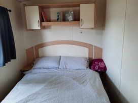 Riverside Caravan Centre - Holiday Accommodation 22280 - Kent & Sussex - 1188608 - thumbnail photo 4