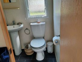 Riverside Caravan Centre - Holiday Accommodation 22280 - Kent & Sussex - 1188608 - thumbnail photo 8
