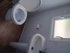 Lyons Robin Hood - Holiday Accommodation 22281 - North Wales - 1188609 - thumbnail photo 13