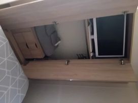 Lyons Robin Hood - Holiday Accommodation 22281 - North Wales - 1188609 - thumbnail photo 14