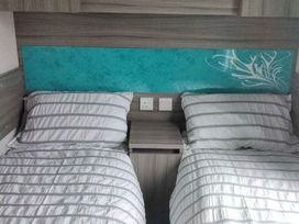 Quay West Holiday Park - Holiday Accommodation 22286 - Mid Wales - 1188612 - thumbnail photo 8