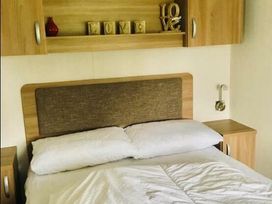 Hafan y Mor Haven - Holiday Accommodation 22302 - North Wales - 1188621 - thumbnail photo 4
