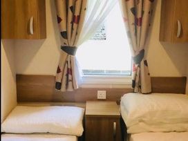 Hafan y Mor Haven - Holiday Accommodation 22302 - North Wales - 1188621 - thumbnail photo 5
