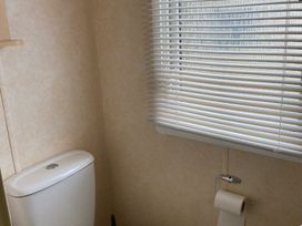 Brynowen Holiday Park - Holiday Accommodation 22306 - Mid Wales - 1188625 - thumbnail photo 14