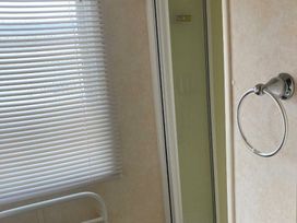 Brynowen Holiday Park - Holiday Accommodation 22306 - Mid Wales - 1188625 - thumbnail photo 17