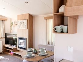 Whitehouse Leisure Park - Holiday Accommodation 22307 - North Wales - 1188626 - thumbnail photo 2