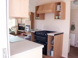 Whitehouse Leisure Park - Holiday Accommodation 22307 - North Wales - 1188626 - thumbnail photo 12