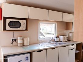 Whitehouse Leisure Park - Holiday Accommodation 22307 - North Wales - 1188626 - thumbnail photo 13