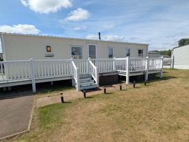 Tattershall Lakes Country Park - Holiday Accommodation 22308 - Lincolnshire - 1188627 - thumbnail photo 10