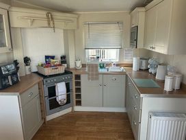 Tattershall Lakes Country Park - Holiday Accommodation 22308 - Lincolnshire - 1188627 - thumbnail photo 12