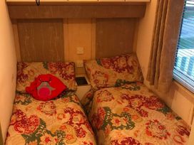 Lyons Robin Hood - Holiday Accommodation 22312 - North Wales - 1188631 - thumbnail photo 6