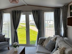 Sand Le Mere Holiday Village - Holiday Accommodation 22324 - North Yorkshire (incl. Whitby) - 1188641 - thumbnail photo 13