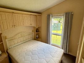 Woodlands Holiday Park - Holiday Accommodation 22325 - Mid Wales - 1188642 - thumbnail photo 3