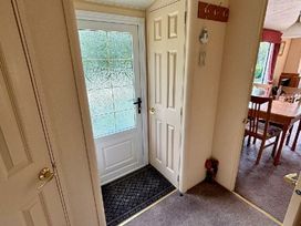 Woodlands Holiday Park - Holiday Accommodation 22325 - Mid Wales - 1188642 - thumbnail photo 8