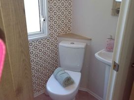 Kiln Park Holiday Park - Holiday Accommodation 22326 - South Wales - 1188643 - thumbnail photo 10