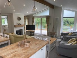 White Acres Holiday Park - Holiday Accommodation 22327 - Cornwall - 1188644 - thumbnail photo 1
