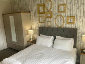 White Acres Holiday Park - Holiday Accommodation 22327 - Cornwall - 1188644 - thumbnail photo 10