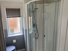 White Acres Holiday Park - Holiday Accommodation 22327 - Cornwall - 1188644 - thumbnail photo 14