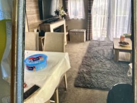 Hopton Holiday Village - Holiday Accommodation 22328 - Suffolk & Essex - 1188645 - thumbnail photo 4