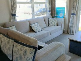 Lyons Winkups and Primrose - Holiday Accommodation 22330 - North Wales - 1188646 - thumbnail photo 6