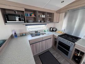 Littlesea Holiday Park - Holiday Accommodation 22331 - Dorset - 1188647 - thumbnail photo 3