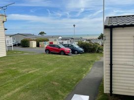 Combe Haven Holiday Park - Holiday Accommodation 22332 - Kent & Sussex - 1188648 - thumbnail photo 2