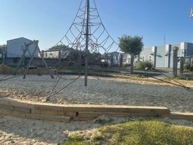 Combe Haven Holiday Park - Holiday Accommodation 22332 - Kent & Sussex - 1188648 - thumbnail photo 17
