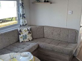 Seal Bay Resort - Holiday Accommodation 22333 - Hampshire - 1188649 - thumbnail photo 6