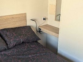 Seal Bay Resort - Holiday Accommodation 22333 - Hampshire - 1188649 - thumbnail photo 14