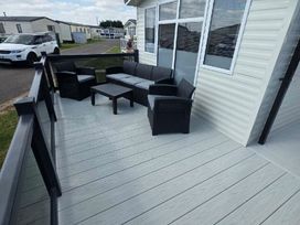 Coastfield Holiday Village - Holiday Accommodation 22334 - Lincolnshire - 1188650 - thumbnail photo 3