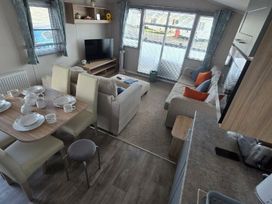 Coastfield Holiday Village - Holiday Accommodation 22334 - Lincolnshire - 1188650 - thumbnail photo 6