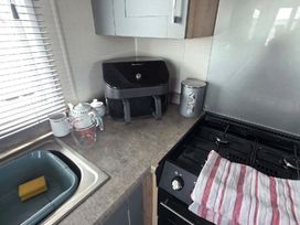 Coastfield Holiday Village - Holiday Accommodation 22334 - Lincolnshire - 1188650 - thumbnail photo 9