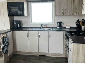 Looe Bay Holiday Park - Holiday Accommodation 22339 - Devon - 1188651 - thumbnail photo 3