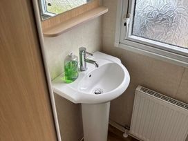 Clarach Bay Holiday Village - Holiday Accommodation 22349 - Mid Wales - 1188660 - thumbnail photo 9