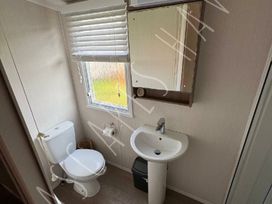 Primrose Valley Holiday Park - Holiday Accommodation 22353 - North Yorkshire (incl. Whitby) - 1188663 - thumbnail photo 12