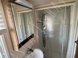 Primrose Valley Holiday Park - Holiday Accommodation 22353 - North Yorkshire (incl. Whitby) - 1188663 - thumbnail photo 13