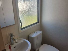 The Wolds Holiday Park - Holiday Accommodation 22354 - Lincolnshire - 1188664 - thumbnail photo 11