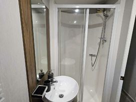 Aberdunant Hall Holiday Park - Holiday Accommodation 22358 - North Wales - 1188667 - thumbnail photo 18