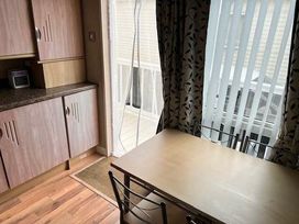 Golden Sands Kinmel Bay - Holiday Accommodation 22359 - North Wales - 1188668 - thumbnail photo 8