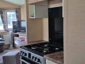 Blackmoor Farm - Holiday Accommodation 22363 - South Wales - 1188671 - thumbnail photo 8