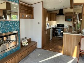 Nodes Point Holiday Park - Holiday Accommodation 22366 - Isle of Wight & Hampshire - 1188674 - thumbnail photo 2