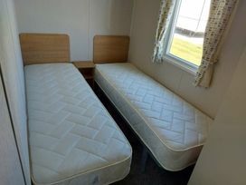 Ty Mawr Holiday Park - Holiday Accommodation 22393 - North Wales - 1188694 - thumbnail photo 3