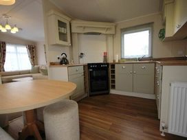 Hoburne Blue Anchor - Holiday Accommodation 2262 - Devon - 1188702 - thumbnail photo 8