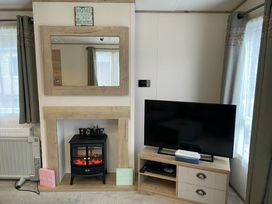 Rockley Park - Holiday Accommodation 228 - Dorset - 1188704 - thumbnail photo 7