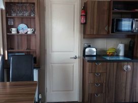Waterside, Paignton - Holiday Accommodation 2287 - Devon - 1188705 - thumbnail photo 8