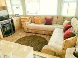 Bryn Morfa - Holiday Accommodation 2299 - North Wales - 1188706 - thumbnail photo 2